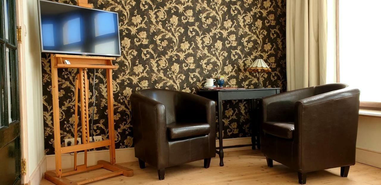 Bed & Breakfast Exterlaer แอนต์เวิร์ป ภายนอก รูปภาพ